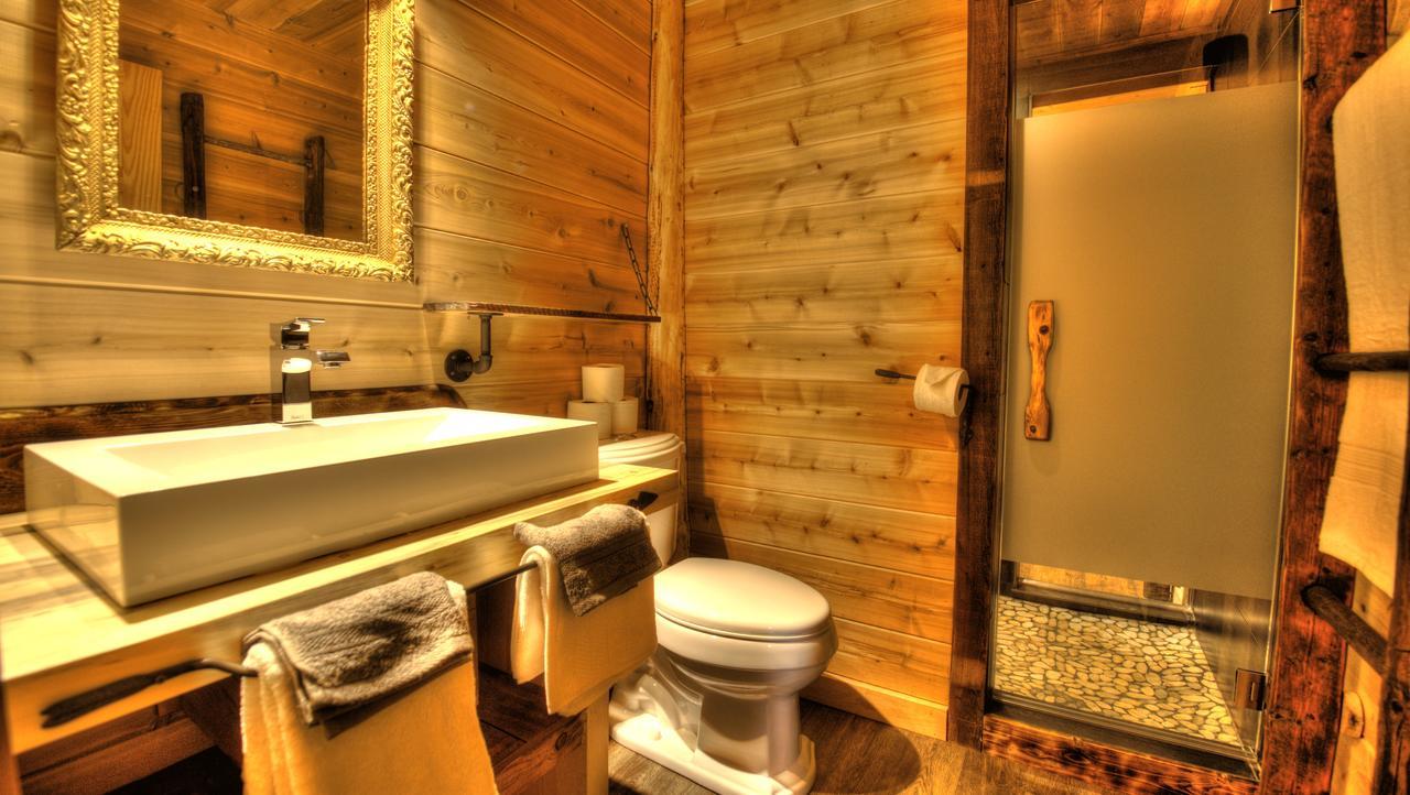 Le Bivouac - Les Chalets Spa Canada Ла-Мальбе Экстерьер фото