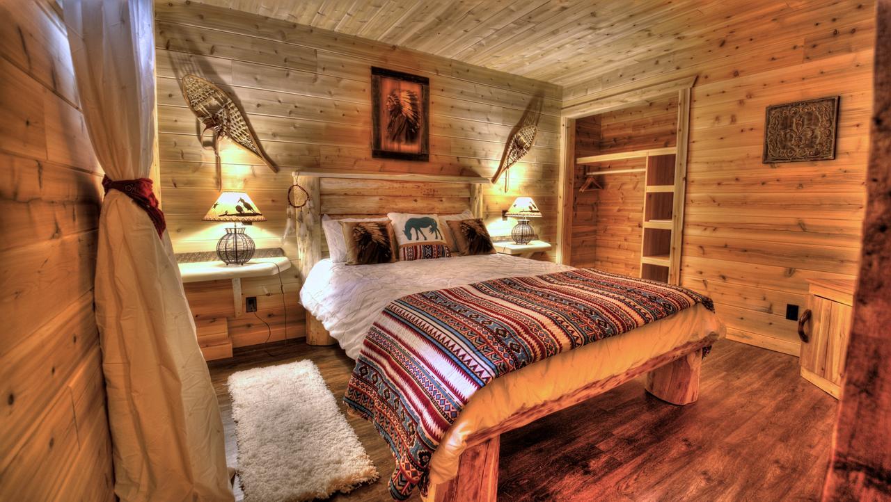 Le Bivouac - Les Chalets Spa Canada Ла-Мальбе Экстерьер фото