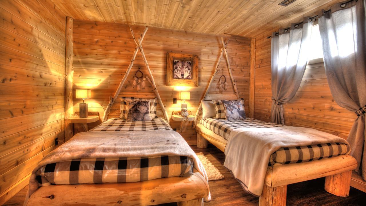 Le Bivouac - Les Chalets Spa Canada Ла-Мальбе Экстерьер фото